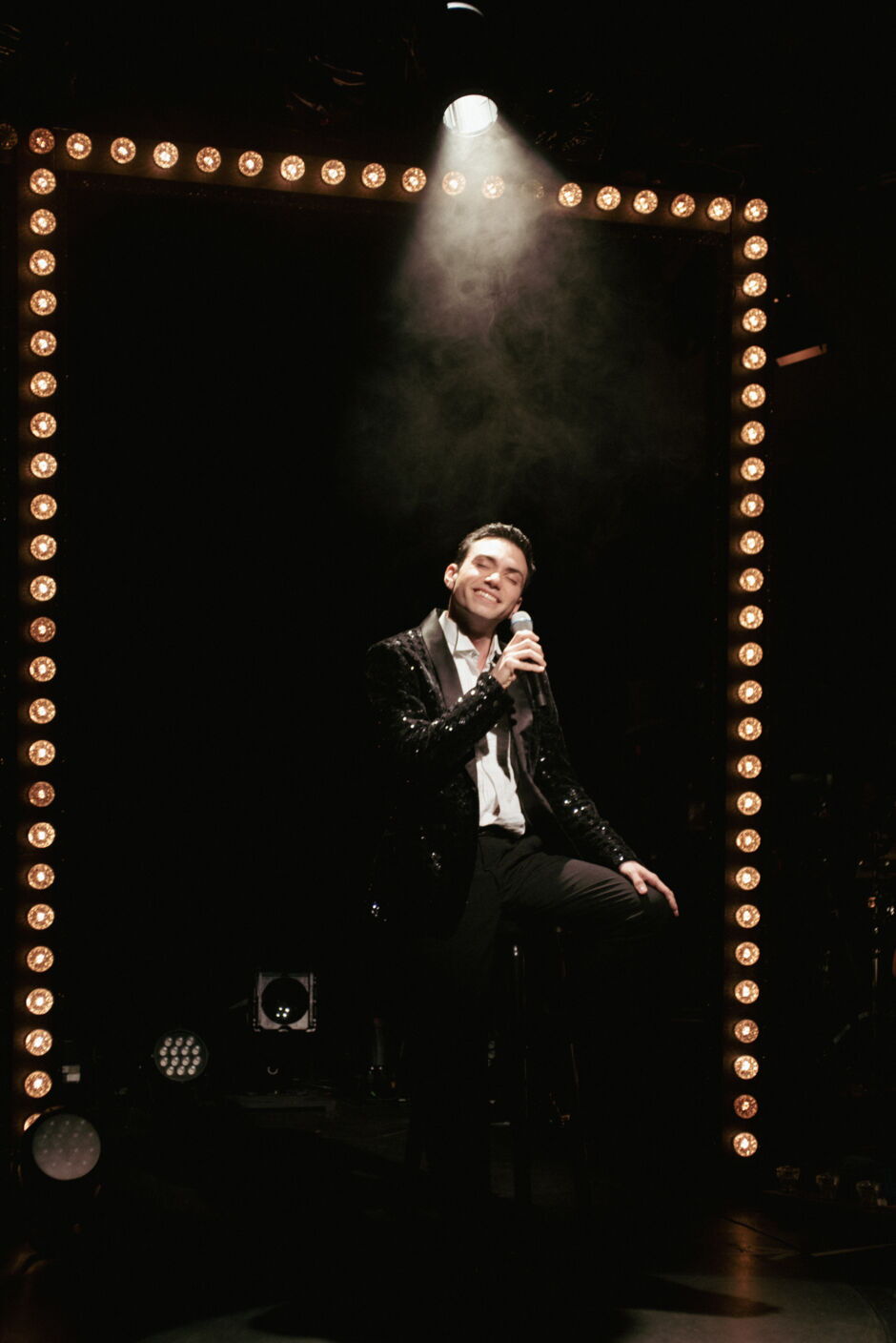 Oh What A Night! Die mitreißende Liveshow mit Hits von Grease bis Dirty Dancing