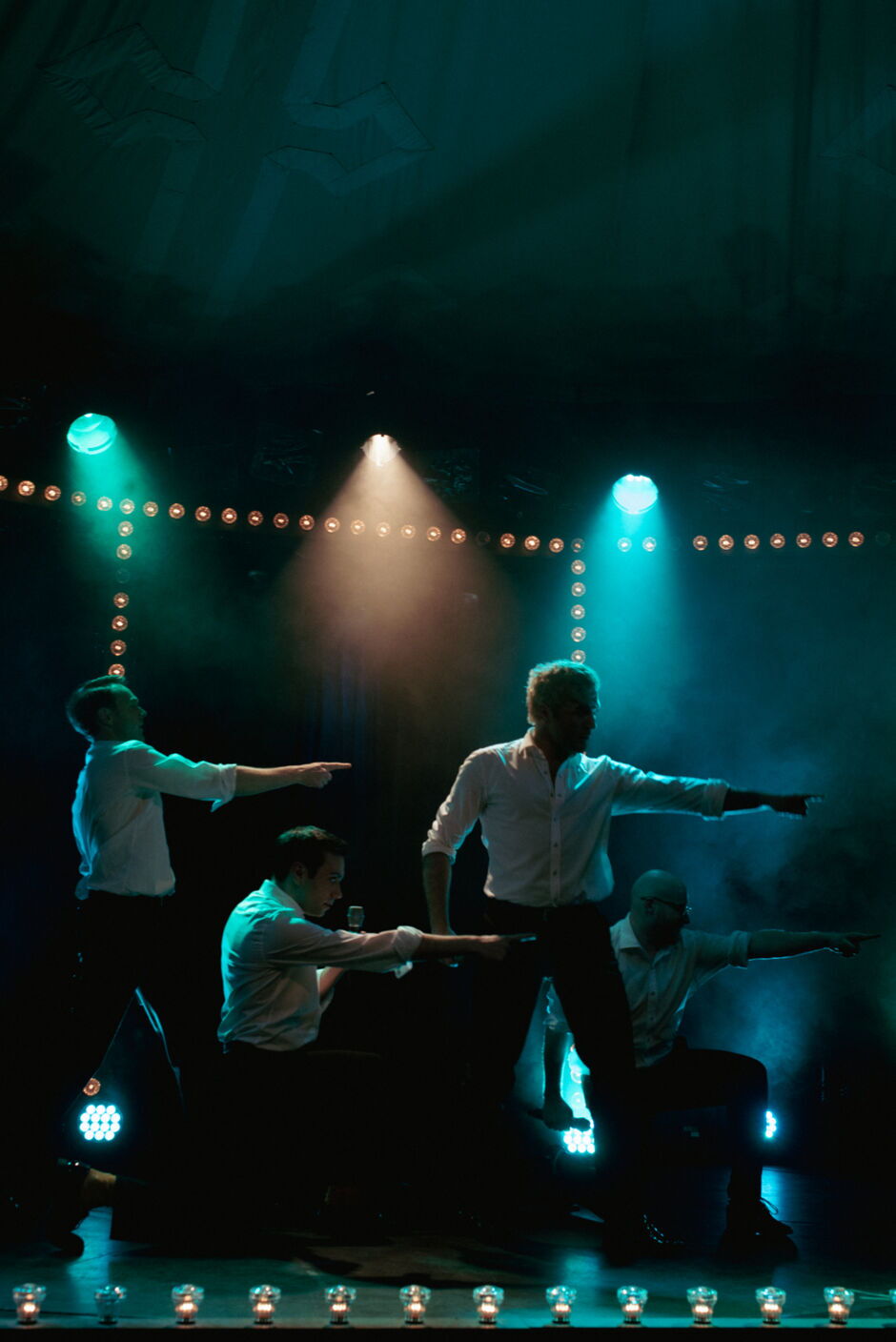 Oh What A Night! Die mitreißende Liveshow mit Hits von Grease bis Dirty Dancing