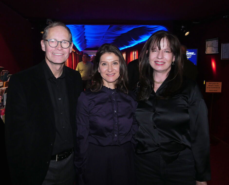 Frau Luna Premierenfeier: Michael Müller, Reyhan Sahin, Caroline Lüdecke (v.l.n.r.)