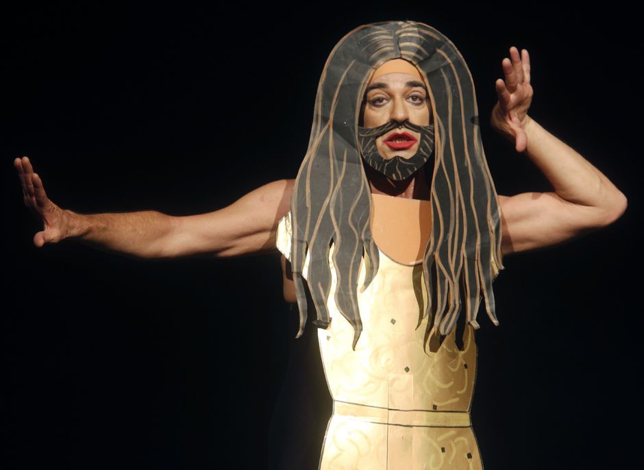 Ennio als Conchita Wurst