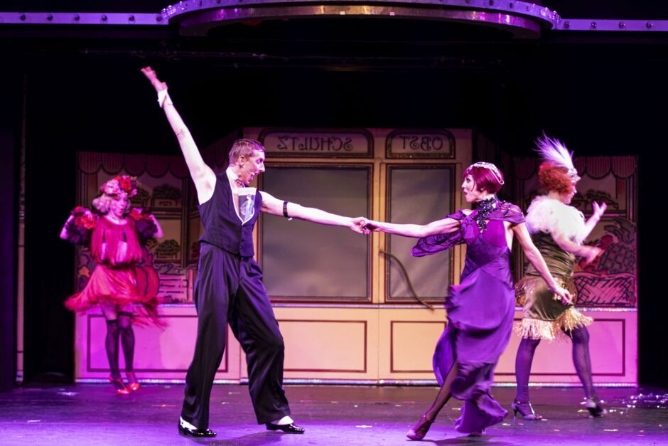 2026: Meik van Severen als Conférencier und Sophie Berner als Sally Bowles