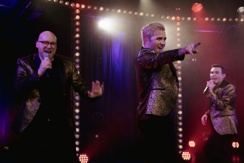 Oh What A Night! Die mitreißende Liveshow mit Hits von Grease bis Dirty Dancing