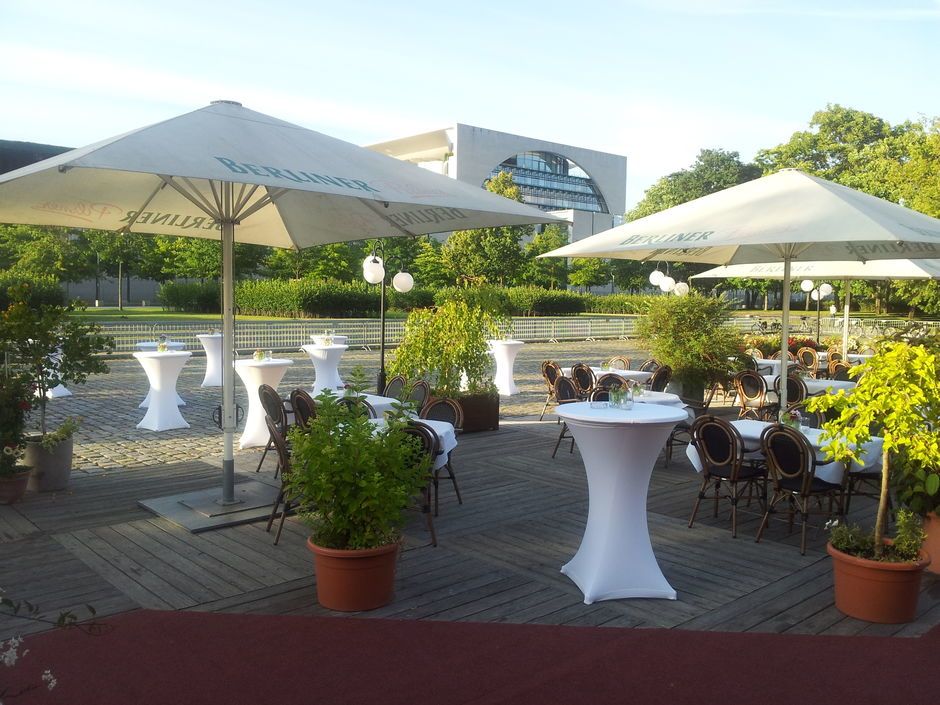 Das Tipi am Kanzleramt hat einen flexibel nutzbaren Biergarten.