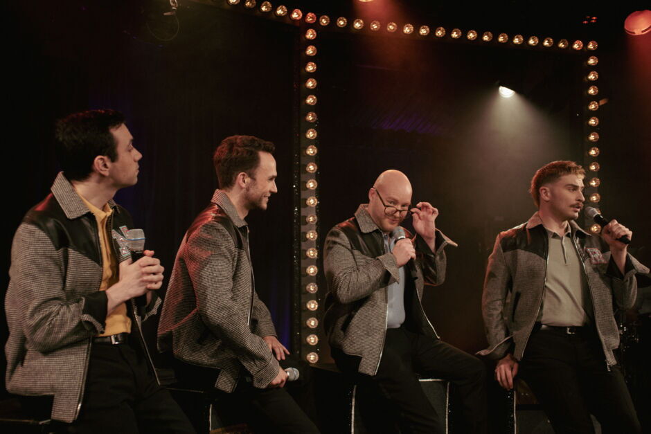 Oh What A Night! - Niccoló Maccaferri, Jeffrey Socia, Rafael Albert, Robert Lankester, v.l.